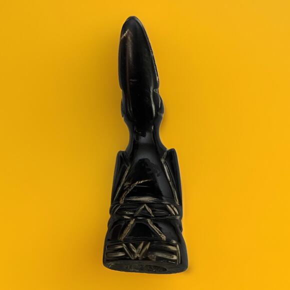 Vintage Miniature Inuit Style Carving Crow Miniature Sculpture 2.75" Tall - Picture 5 of 5